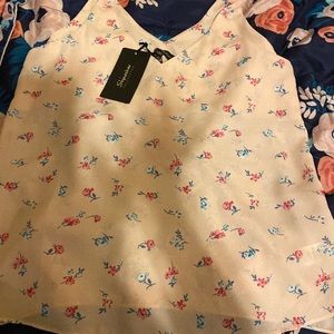 FLORAL TOP WITH TAGS